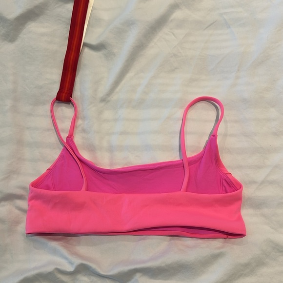 Left on Friday Pool Day Top ☀️ - Picture 6 of 9